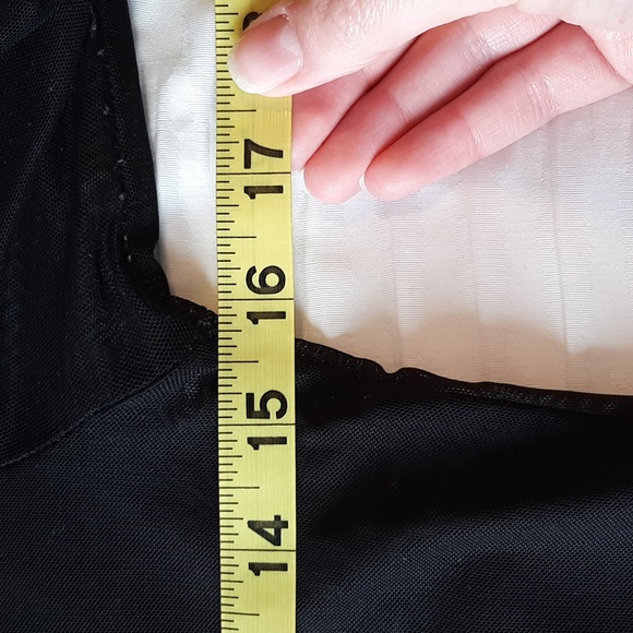 Mesh long sleeve black top - Picture 6 of 7